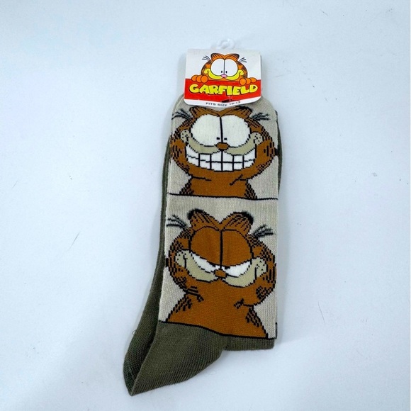 NWT Garfield Casual Brown and Tan Socks with Playful Design - Picture 2 of 5
